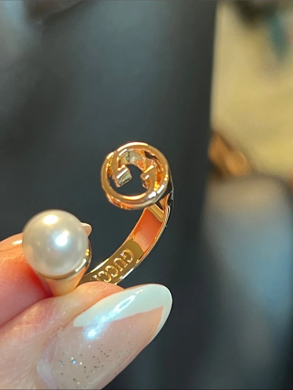 Gold Pearl Ring – Elegant Women’s Fashion Jewelry